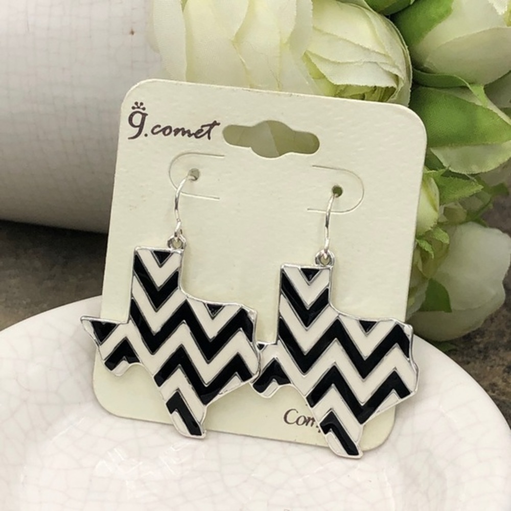 🌼 Chevron Texas State Shape Earrings